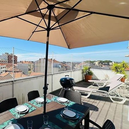 Renovado Com Ac, 2 Wc Completos, Terraco E Garagem Apartment Порто Екстериор снимка