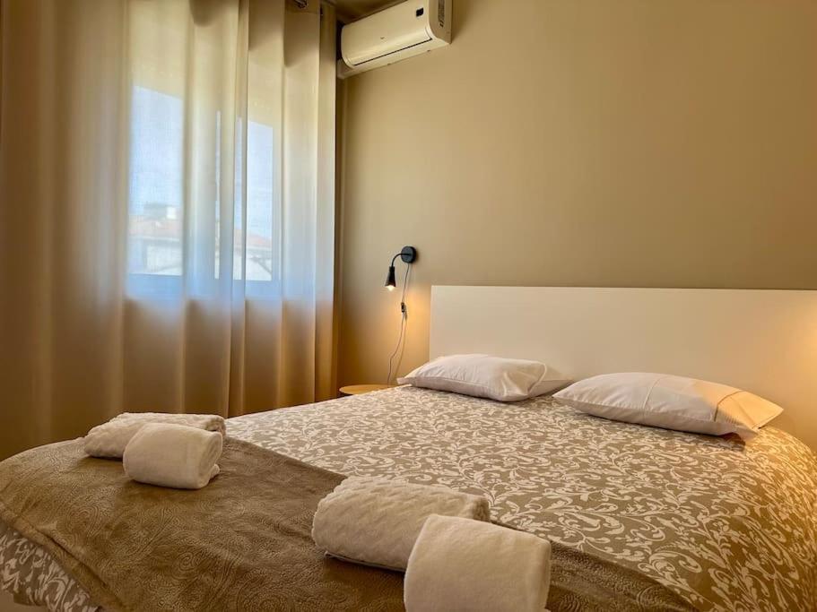 Renovado Com Ac, 2 Wc Completos, Terraco E Garagem Apartment Порто Екстериор снимка