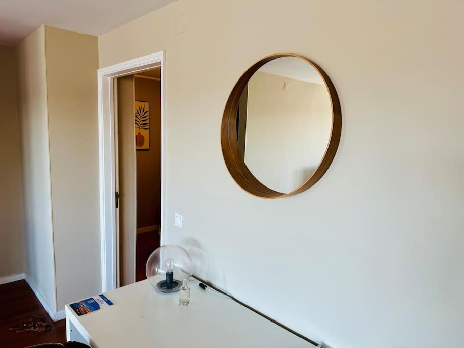 Renovado Com Ac, 2 Wc Completos, Terraco E Garagem Apartment Порто Екстериор снимка
